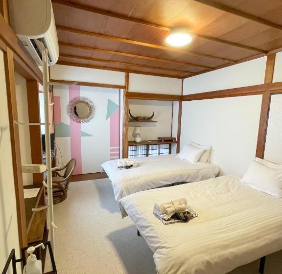 חדר מוזל מקלחת משותפת, Kikusui Ryokan