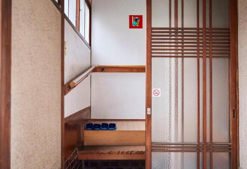 חדר משפחתי, Kikusui Ryokan