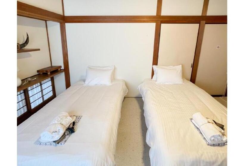 חדר מוזל מקלחת משותפת, Kikusui Ryokan