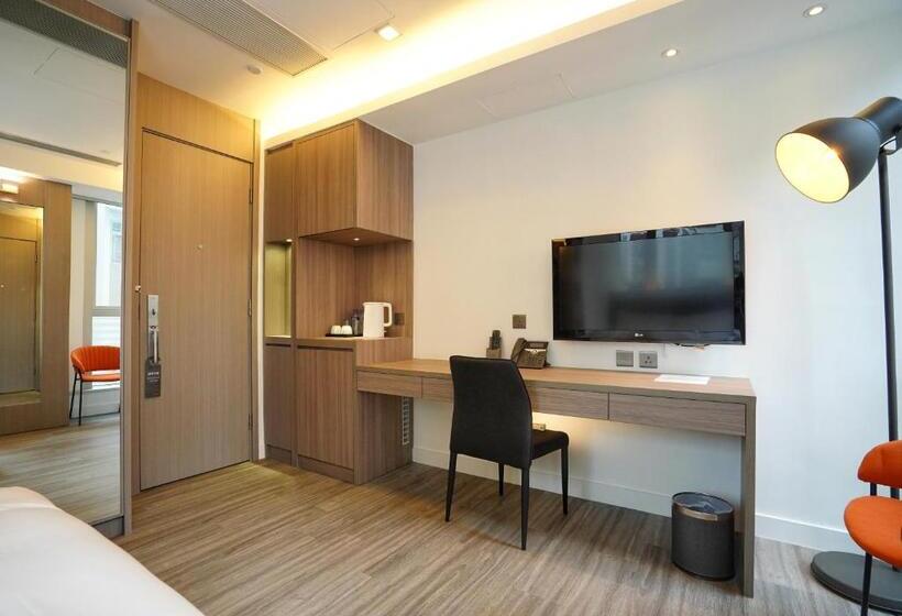 استودیوی لوکس, Mia Casa