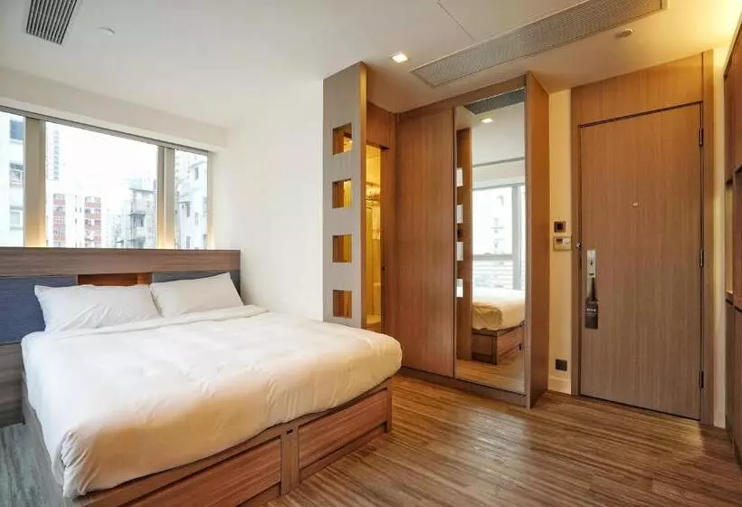 استودیوی لوکس, Mia Casa