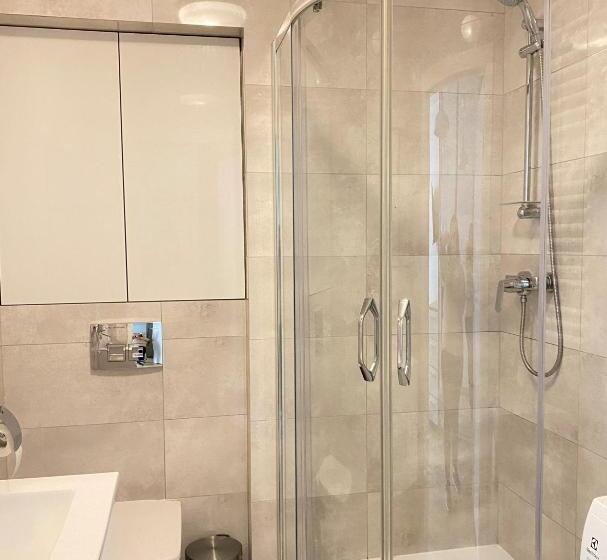 标准工作室, Residence Apart