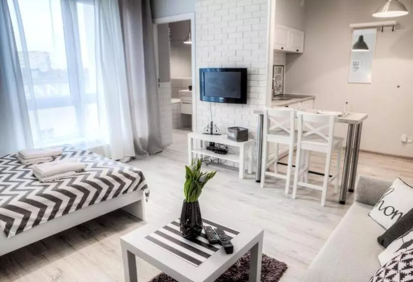 استودیوی لوکس, Residence Apart