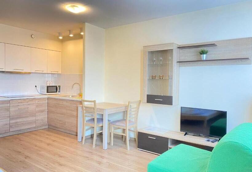 标准间, Residence Apart