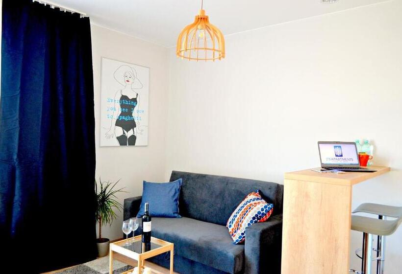 标准工作室, Residence Apart