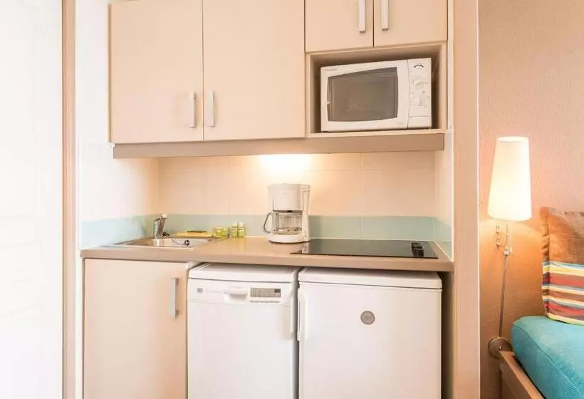 プールの見える1ベッドルームアパートメント, Residence La Palme D Azur Cannes Verrerie