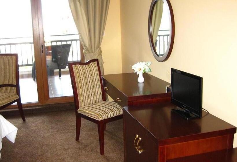 バルコニー付きスタンダードルーム, The Vineyards Spa & Resort