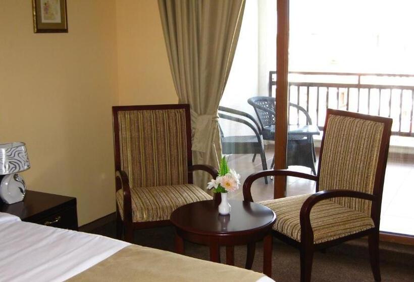 Номер Стандарт с Балконом, The Vineyards Spa & Resort