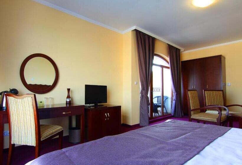 Семейное Студио, The Vineyards Spa & Resort