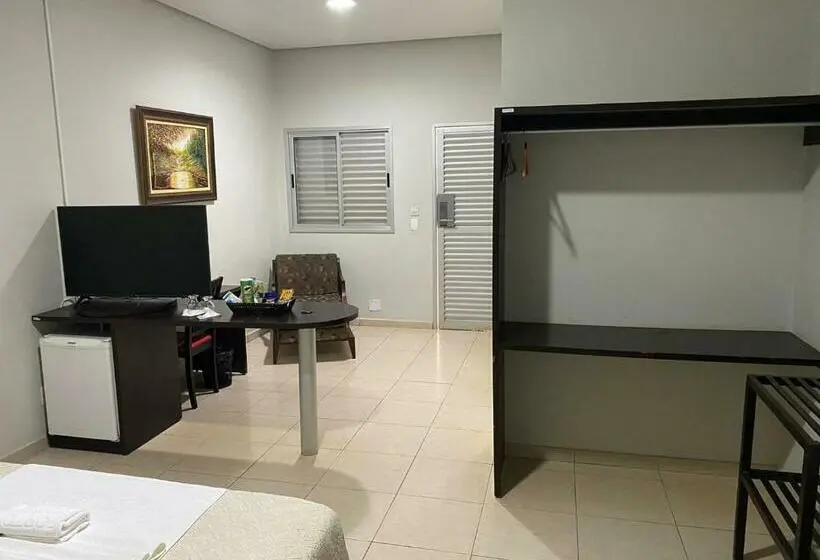デラックストリプルルーム, Porto Center