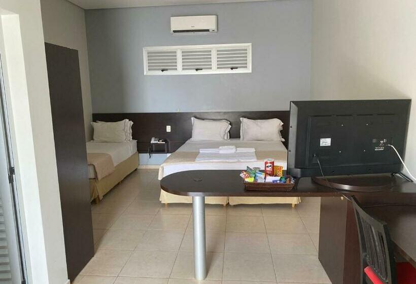 디럭스 트리플 룸, Porto Center