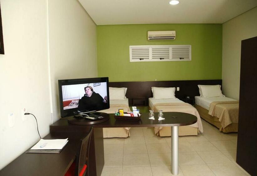 디럭스 트리플 룸, Porto Center