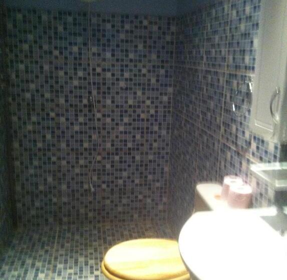 デラックスルーム, Tsankara