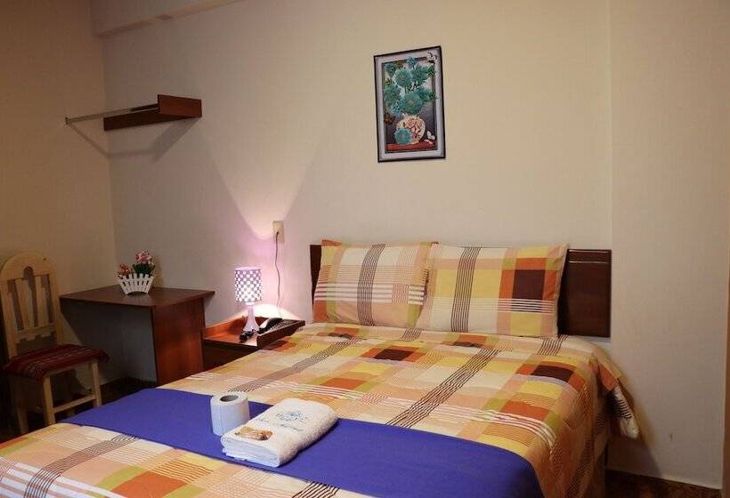 اتاق استاندارد یک نفره, San Miguel