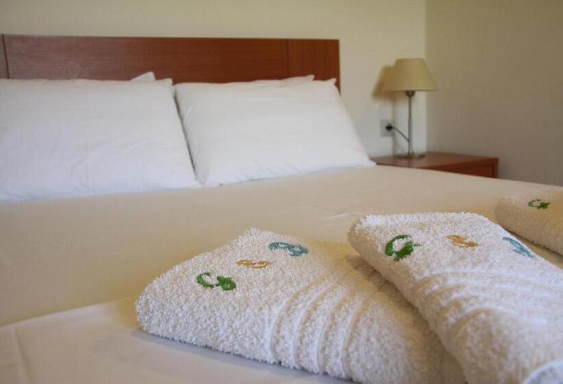 شقة غرفة واحدة, Green & Blue