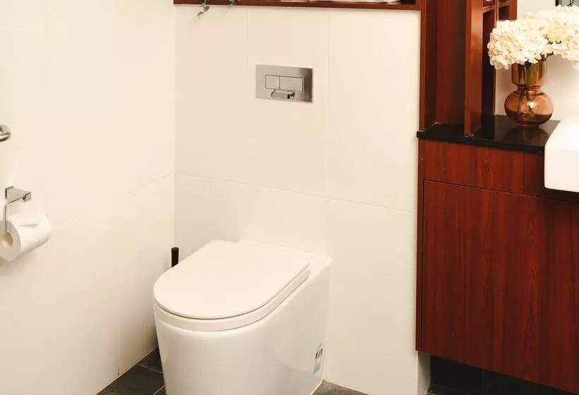 استودیوی استاندارد, Abode Narrabundah