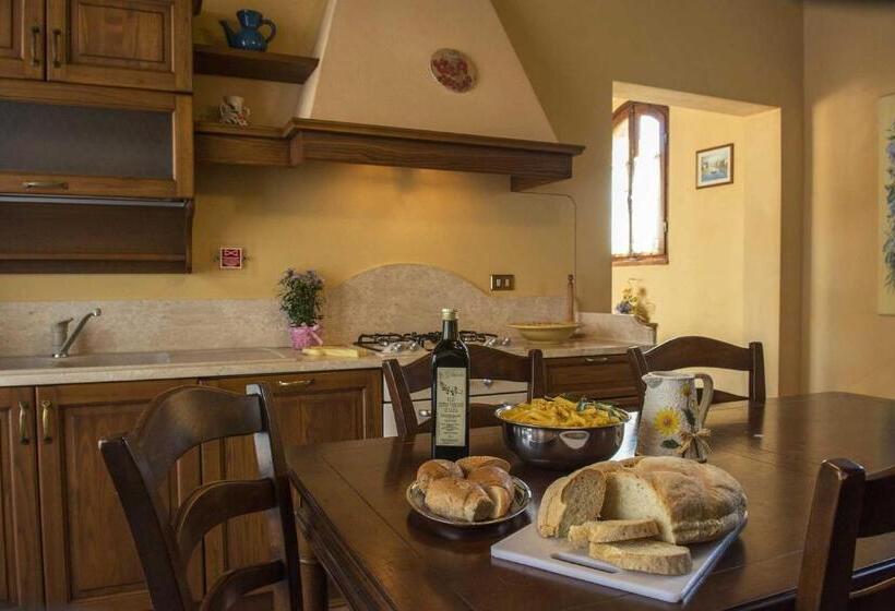 آپارتمان 1 خوابه همکف, Agriturismo Le Gallozzole