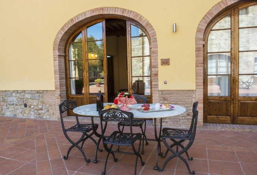 Апартаменты 1 Спальня Нижний Этаж, Agriturismo Le Gallozzole