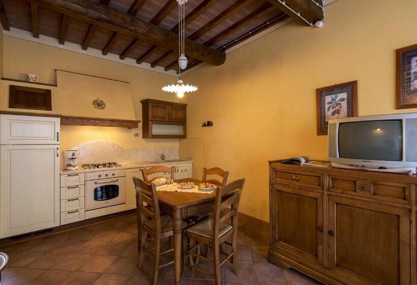 Апартаменты 1 Спальня Нижний Этаж, Agriturismo Le Gallozzole