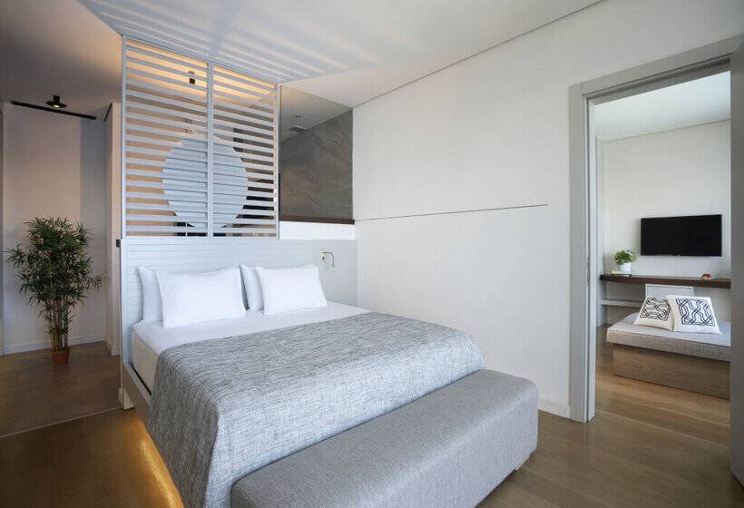 غرفة ديلوكس مطلّة علي البحر, Cape Bodrum Luxury Hotel & Beach