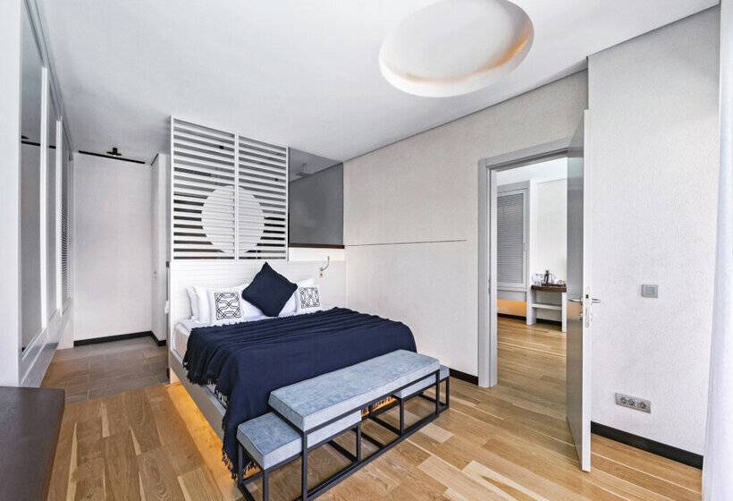 Номер Deluxe Вид на Море, Cape Bodrum Luxury Hotel & Beach