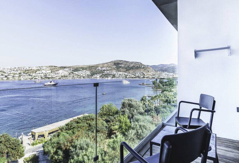 غرفة ديلوكس مطلّة علي البحر, Cape Bodrum Luxury Hotel & Beach