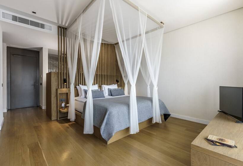 غرفة ديلوكس مطلّة علي البحر, Cape Bodrum Luxury Hotel & Beach