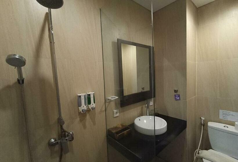 高级大房间, Abian Harmony