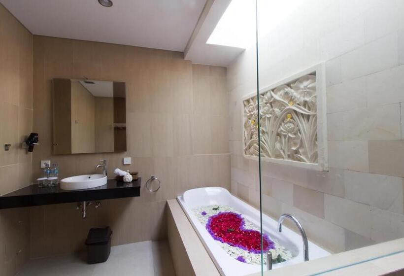 带泳池观景的豪华房, Abian Harmony