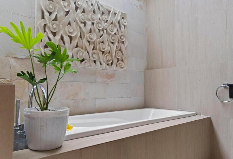 带泳池观景的豪华房, Abian Harmony