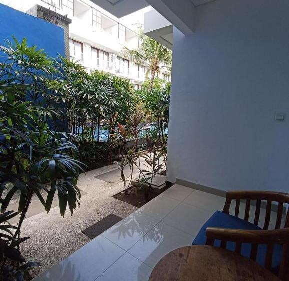 带泳池观景的豪华房, Abian Harmony