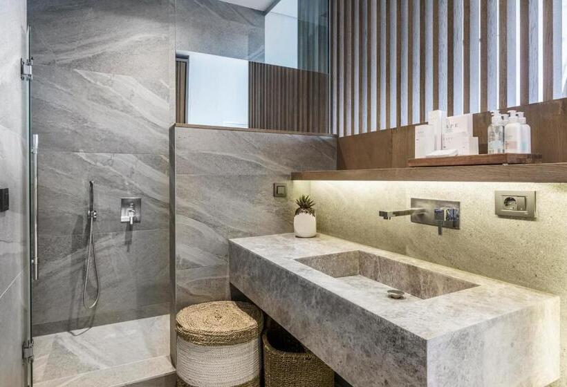 Номер Deluxe Вид на Море с Балконом, Cape Bodrum Luxury Hotel & Beach