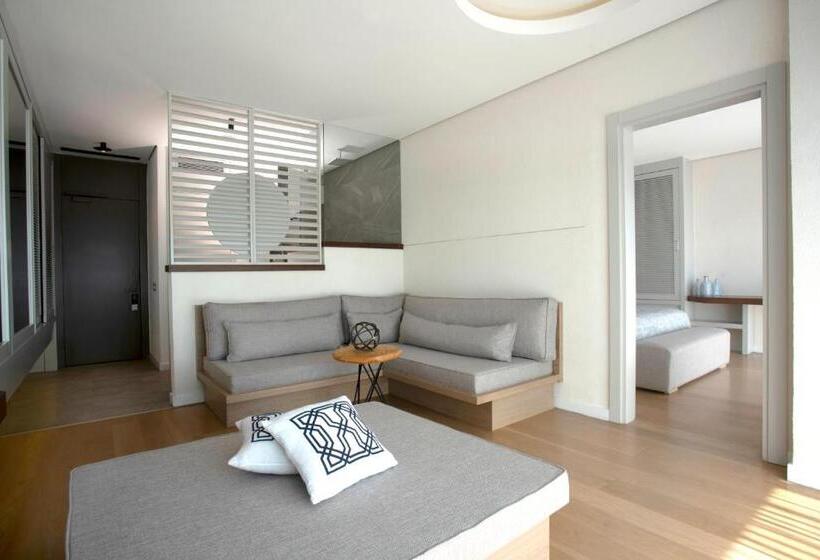 Номер Deluxe Кровать Кинг, Cape Bodrum Luxury Hotel & Beach