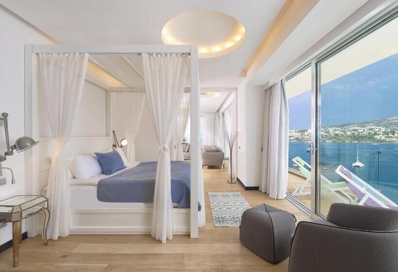 جناح, Cape Bodrum Luxury Hotel & Beach