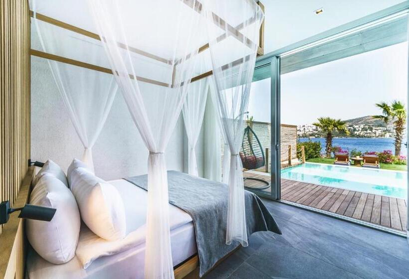 جناح مزود بحمام سباحة, Cape Bodrum Luxury Hotel & Beach