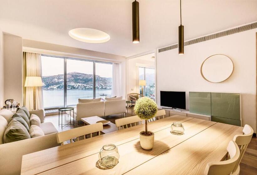 جناح, Cape Bodrum Luxury Hotel & Beach