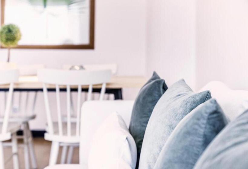 جناح, Cape Bodrum Luxury Hotel & Beach