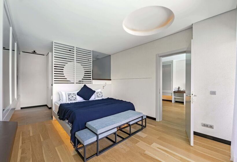 Номер Deluxe Кровать Кинг, Cape Bodrum Luxury Hotel & Beach