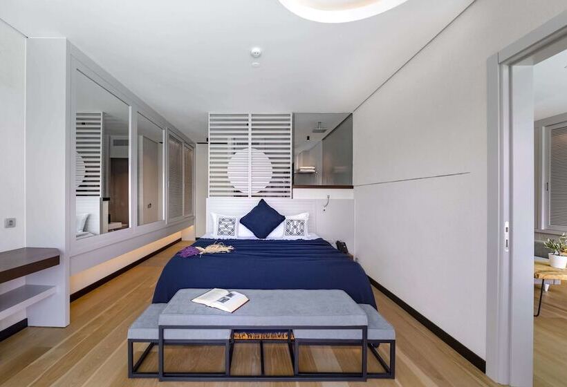 غرفة ديلوكس سرير كينج, Cape Bodrum Luxury Hotel & Beach