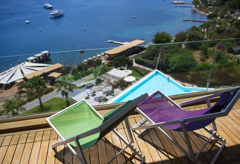 جناح مطلّ علي البحر, Cape Bodrum Luxury Hotel & Beach