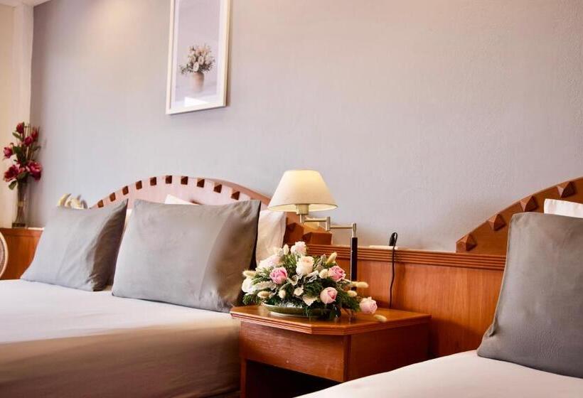 חדר סטנדרט לשלושה, Cha Am My House Resort