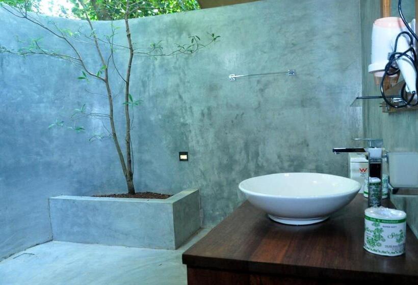 Deluxe Tent, Kottawatta Village