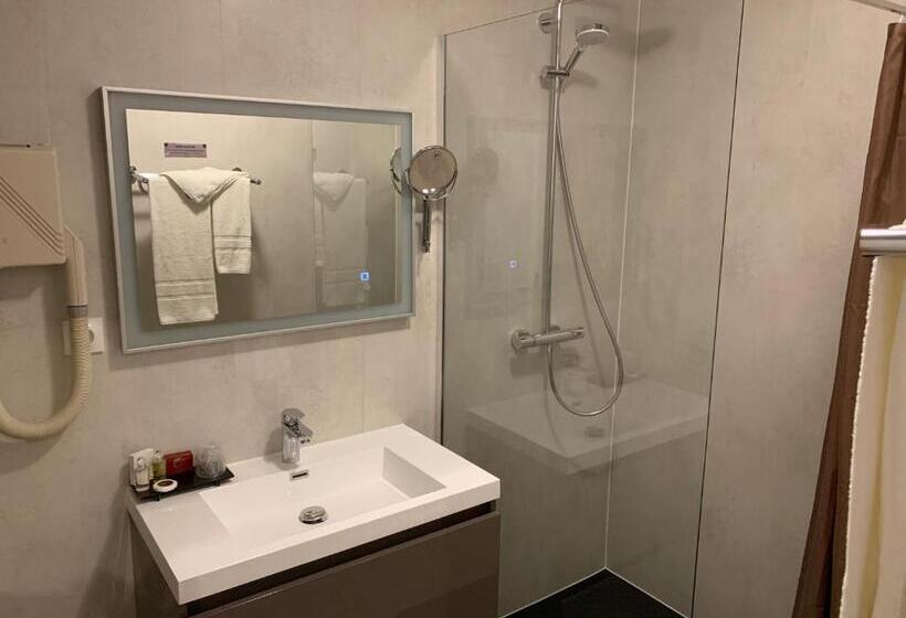 Номер Стандарт, Les Rives Du Plantié