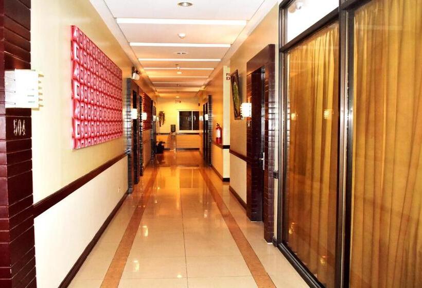 اتاق خانوادگی, Nicanor