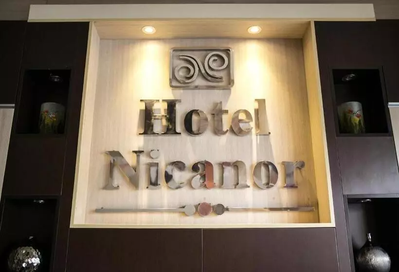 Superior-huone, Nicanor