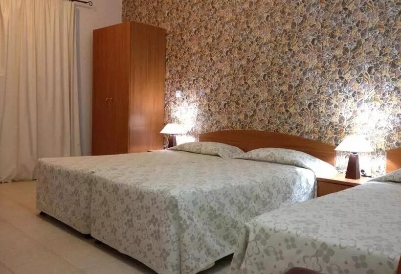 Triple Room Sea View, Palates
