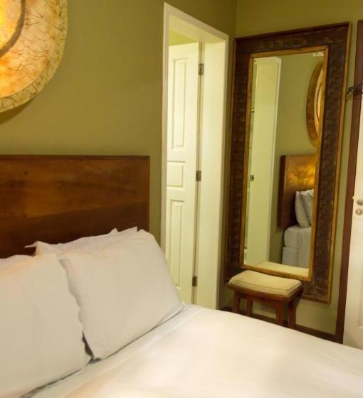 جناح, Pousada Papyrus