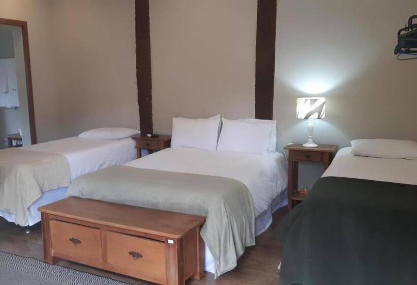 غرفة سوبيريور رباعية, Pousada Papyrus