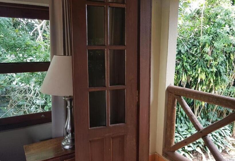 جناح سوبيريور مطل على الجبل, Pousada Papyrus