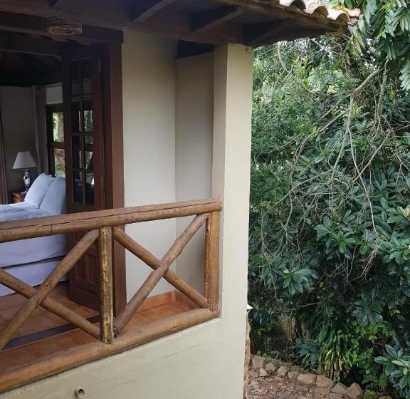 جناح سوبيريور مطل على الجبل, Pousada Papyrus